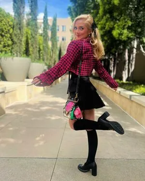 Dora Dolphin OnlyFans Leaked Free Thumbnail Picture - #REEcdpgfOu