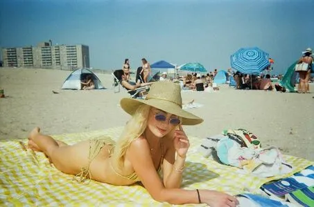 Dora Dolphin OnlyFans Leaked Free Thumbnail Picture - #cpDZ6G9G9b