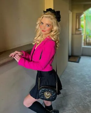 Dora Dolphin OnlyFans Leaked Free Thumbnail Picture - #dkIyIIgk6q