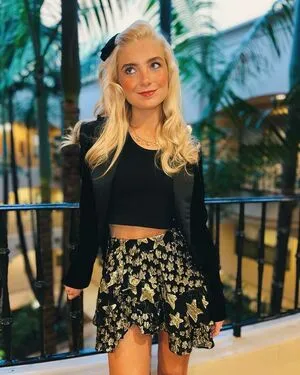 Dora Dolphin OnlyFans Leaked Free Thumbnail Picture - #wFxr41If8y