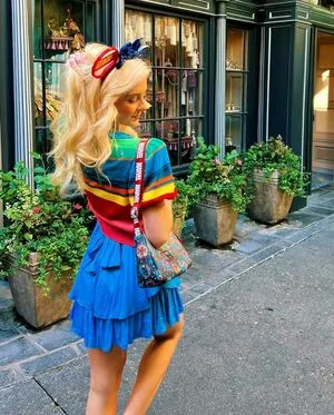 Dora Dolphin OnlyFans Leaked Free Thumbnail Picture - #yy1BXYZ2IG