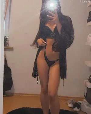 Doreengnadi OnlyFans Leaked Free Thumbnail Picture - #7iTaH8X1Kl
