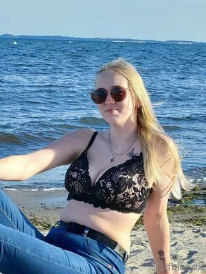 Dorfblondie OnlyFans Leaked Free Thumbnail Picture - #hg7xXCmNgo