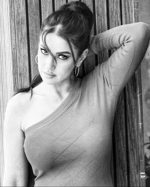 Dorra Zarrouk OnlyFans Leaked Free Thumbnail Picture - #ei3KcC9Ffr