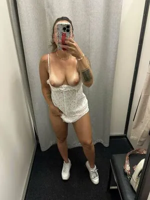 Dot Dot Dot OnlyFans Leaked Free Thumbnail Picture - #kT89aeMMXO
