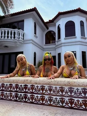 Double Dose Twins OnlyFans Leaked Free Thumbnail Picture - #BpfIq2h7M6