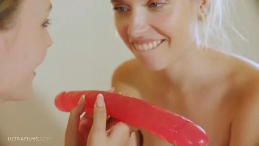 Double Sided Dildo OnlyFans Leaked Free Thumbnail Picture - #HnDCYDq6Ps