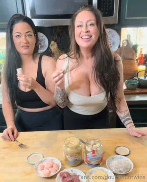 Doublefuntwins OnlyFans Leaked Free Thumbnail Picture - #qIF73fOGGS