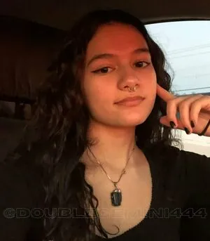 Doublegemini444 OnlyFans Leaked Free Thumbnail Picture - #8cqAZ8BD84