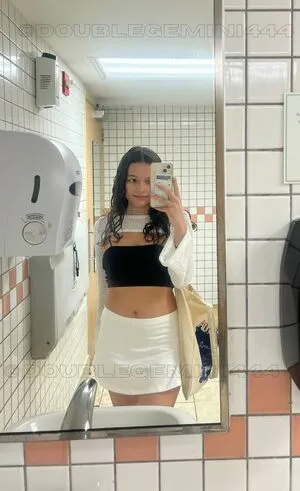 Doublegemini444 OnlyFans Leaked Free Thumbnail Picture - #gmWA5qYmzy