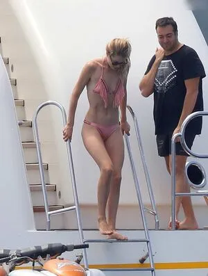 Doutzen Kroes OnlyFans Leaked Free Thumbnail Picture - #OUev4c7JAx