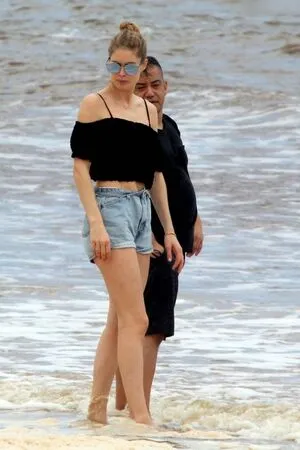 Doutzen Kroes OnlyFans Leaked Free Thumbnail Picture - #P4owPgLsU9