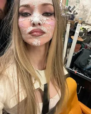 Dove Cameron OnlyFans Leaked Free Thumbnail Picture - #0dfzQQ0GR7