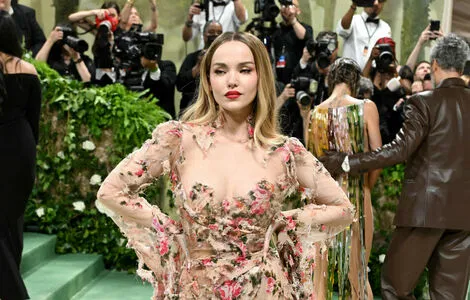 Dove Cameron OnlyFans Leaked Free Thumbnail Picture - #8WjbF18i2p