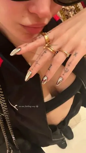 Dove Cameron OnlyFans Leaked Free Thumbnail Picture - #9EenB0aWu4