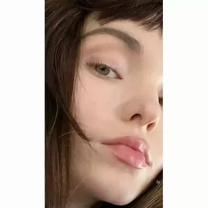 Dove Cameron OnlyFans Leaked Free Thumbnail Picture - #9OO8RldCts