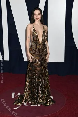 Dove Cameron OnlyFans Leaked Free Thumbnail Picture - #BY9vezI8CX