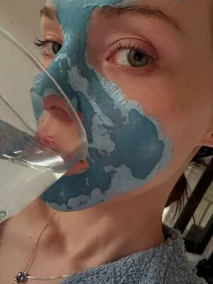 Dove Cameron OnlyFans Leaked Free Thumbnail Picture - #CVCCt33bp8