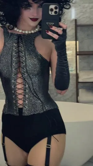 Dove Cameron OnlyFans Leaked Free Thumbnail Picture - #HGcvLyHcnd