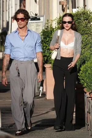 Dove Cameron OnlyFans Leaked Free Thumbnail Picture - #Hzk49LBoDA