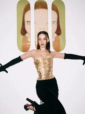 Dove Cameron OnlyFans Leaked Free Thumbnail Picture - #NFMSn5Pz0I