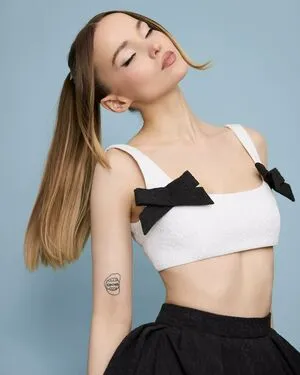 Dove Cameron OnlyFans Leaked Free Thumbnail Picture - #NnFZhf2gDp