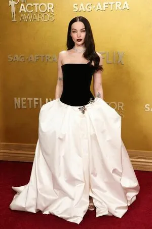 Dove Cameron OnlyFans Leaked Free Thumbnail Picture - #S27PkAOKIB
