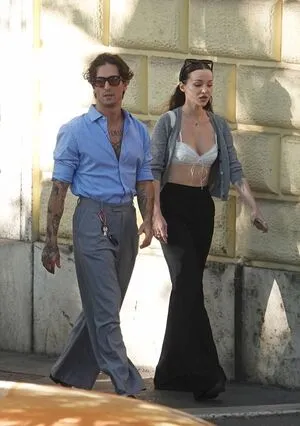 Dove Cameron OnlyFans Leaked Free Thumbnail Picture - #X77BjNcLHJ