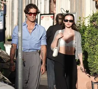 Dove Cameron OnlyFans Leaked Free Thumbnail Picture - #auYrvvGVlL