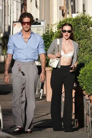 Dove Cameron OnlyFans Leaked Free Thumbnail Picture - #bbxyguazMn