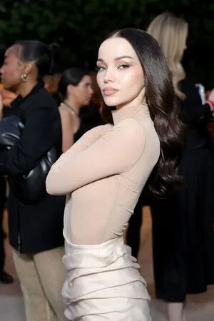 Dove Cameron OnlyFans Leaked Free Thumbnail Picture - #ddxFF9v7Sn