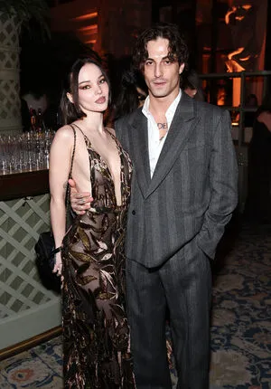 Dove Cameron OnlyFans Leaked Free Thumbnail Picture - #gJtj7ZwXyy