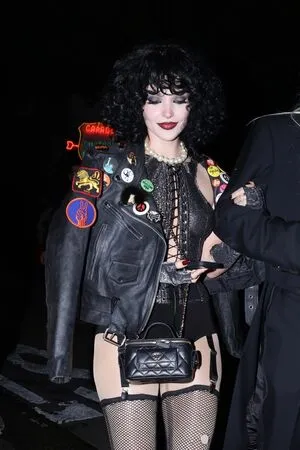 Dove Cameron OnlyFans Leaked Free Thumbnail Picture - #n41174noYE