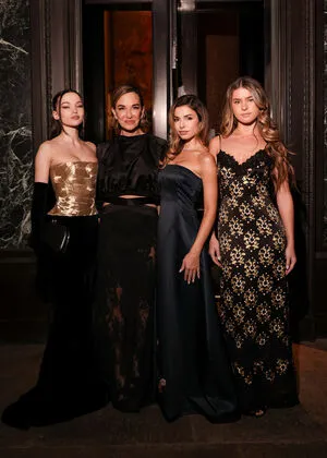 Dove Cameron OnlyFans Leaked Free Thumbnail Picture - #uzAeE2VOAN