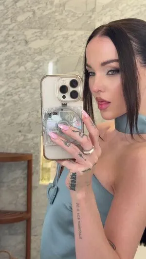 Dove Cameron OnlyFans Leaked Free Thumbnail Picture - #wxjtX0AEC3