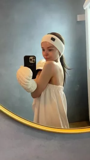 Dove Cameron OnlyFans Leaked Free Thumbnail Picture - #Xgy4a0EE5u