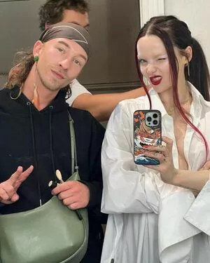 Dove Cameron OnlyFans Leaked Free Thumbnail Picture - #YG28Jl15hi