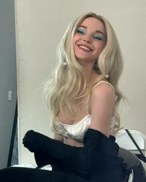 Dove Cameron OnlyFans Leaked Free Thumbnail Picture - #es45SQao63