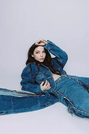 Dove Cameron OnlyFans Leaked Free Thumbnail Picture - #lMA9b5A3Sk