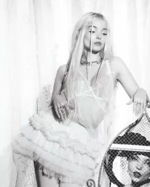 Dove Cameron OnlyFans Leaked Free Thumbnail Picture - #m32PiBR2I4