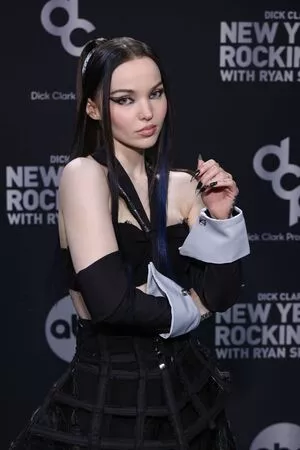 Dove Cameron OnlyFans Leaked Free Thumbnail Picture - #oQYUkuWnJ4