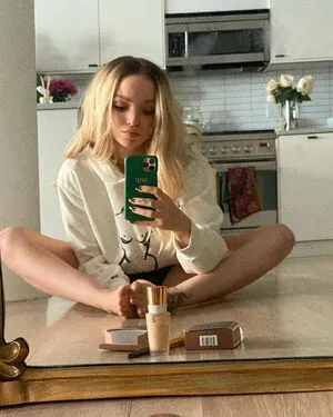 Dove Cameron OnlyFans Leaked Free Thumbnail Picture - #pdFg582Yj8