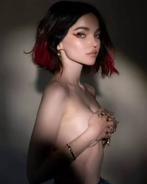 Dove Cameron OnlyFans Leaked Free Thumbnail Picture - #rAlfx0EkC2
