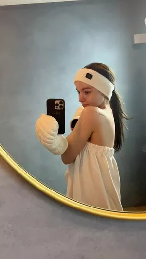 Dove Cameron OnlyFans Leaked Free Thumbnail Picture - #xPgZ5cK25q