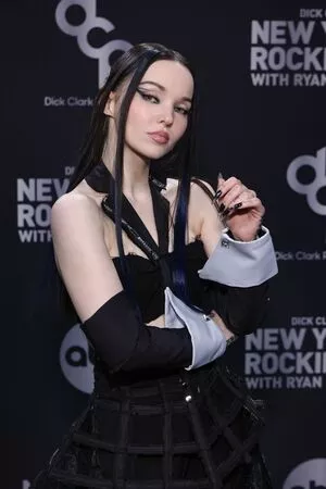 Dove Cameron OnlyFans Leaked Free Thumbnail Picture - #yEXEeolzVI