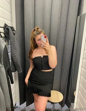 Dr Daniela OnlyFans Leaked Free Thumbnail Picture - #O43zlkyuBa