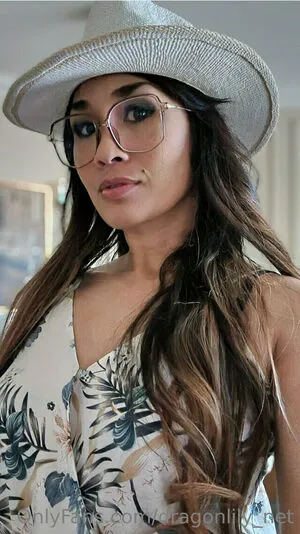 Dragonlily Net OnlyFans Leaked Free Thumbnail Picture - #sybHwITIyW