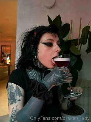 Draken Lady OnlyFans Leaked Free Thumbnail Picture - #8r8c15Uqw9