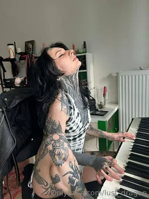 Draken Lady OnlyFans Leaked Free Thumbnail Picture - #xJ1xUOZ2y4