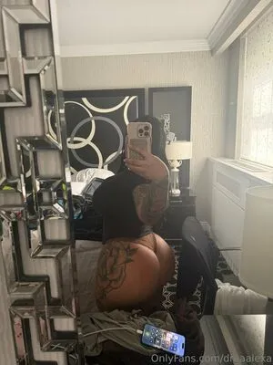Dreaalexa OnlyFans Leaked Free Thumbnail Picture - #2ZW61eMtmd